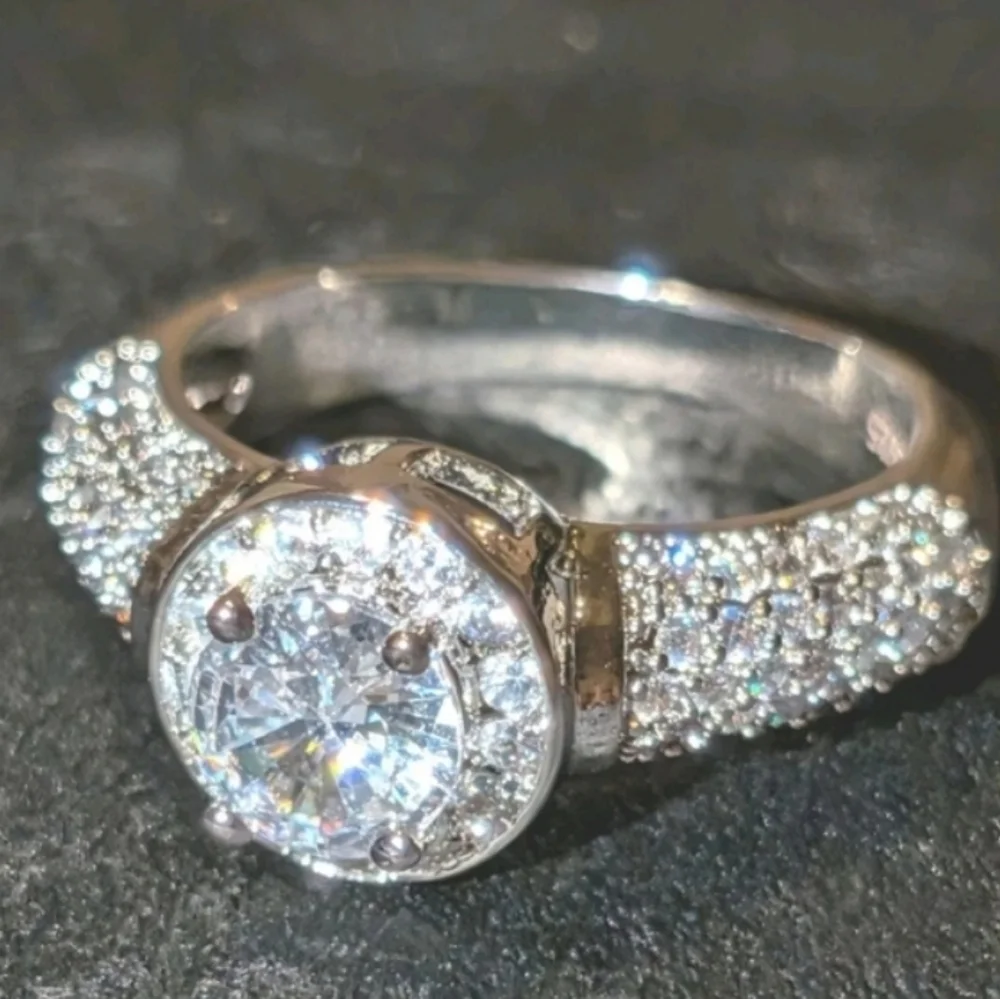 Stunning Unisex 3 Ct Cushion Lab Created Diamond 925 Silver Ring Sz 7